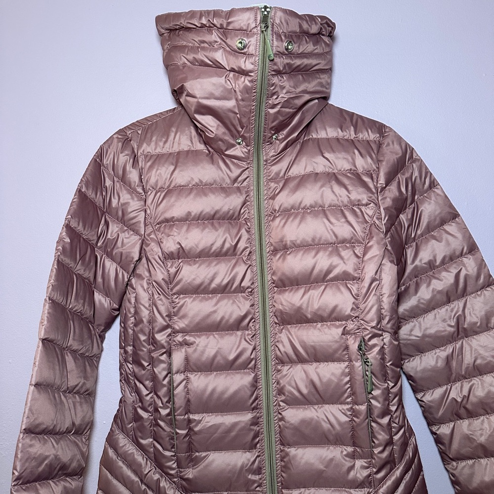 Kenneth Cole Women’s Mauve Pink Down Ruched Packable Jacket | M - Picture 7 of 8